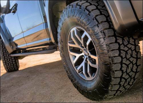 LT255/80R17 Toyo Open Country AT III at the Best Prices | DesertRat.com Off  Road Centers
