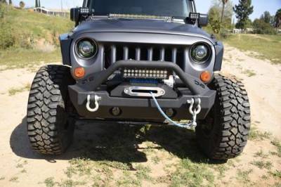 DV8 Offroad - Steel Stubby Front Bumper 15 w/ Fog Lights for 07-17 Jeep Wrangler