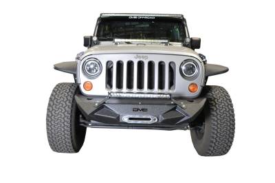 DV8 Offroad - Steel Stubby Front Bumper 24 w/ Light bracket & winch plate for 07-17 Jeep Wrangler